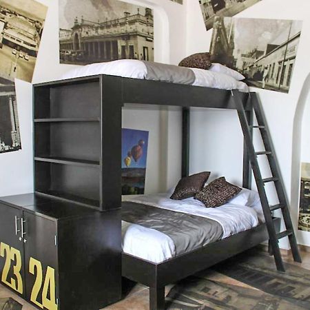 Hostal El Armario León Zewnętrze zdjęcie