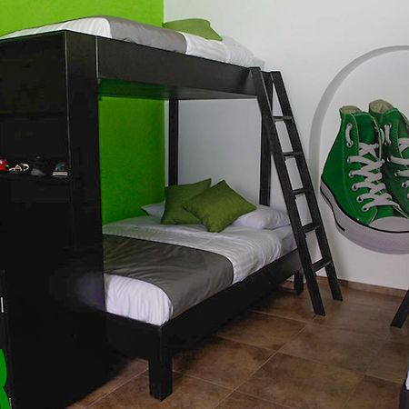 Hostal El Armario León Zewnętrze zdjęcie
